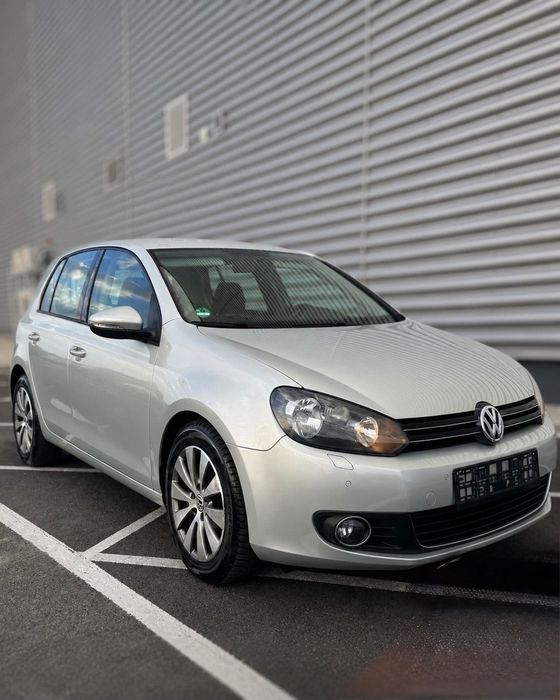 VOLKSWAGEN Golf 2010 — imagine 2