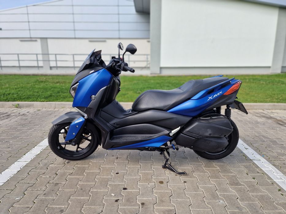 Yamaha x-max 300