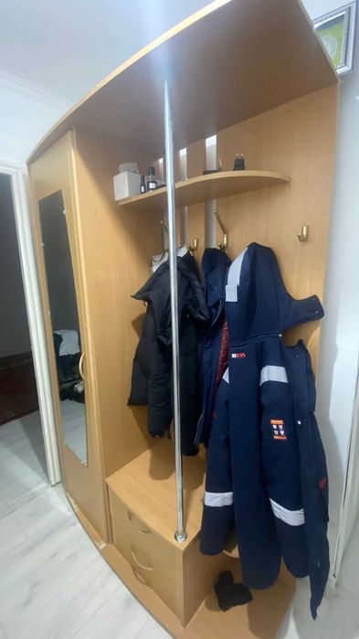 срочно мебель для прихожей