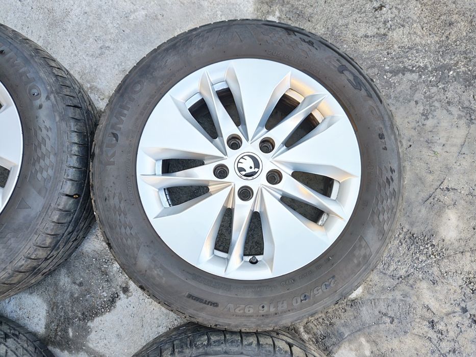 16 цола джанти с гуми от Skoda Octavia 4 Alasia