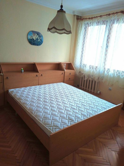 Дава се под наем Четиристаен апартамент в Пловдив, Център - 100 кв.м за 578.34 € - Снимка #9