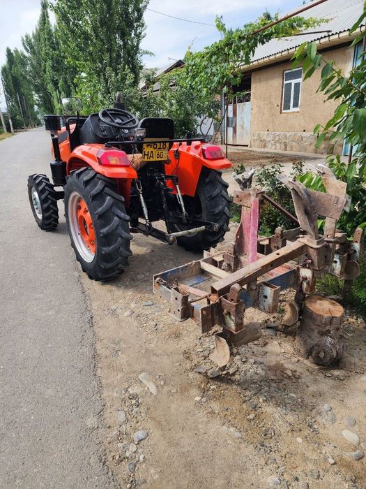 Mini traktor sotiladi