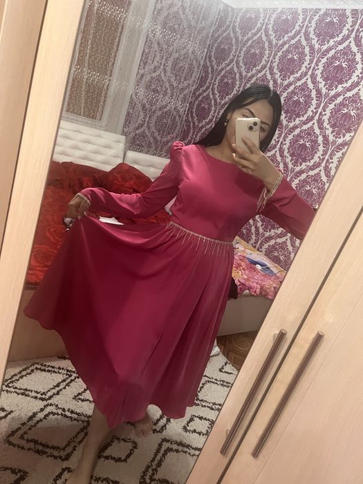 Продам платье