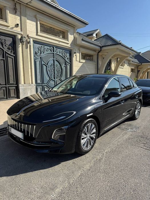 Hongqi eqm5 500 km 2024