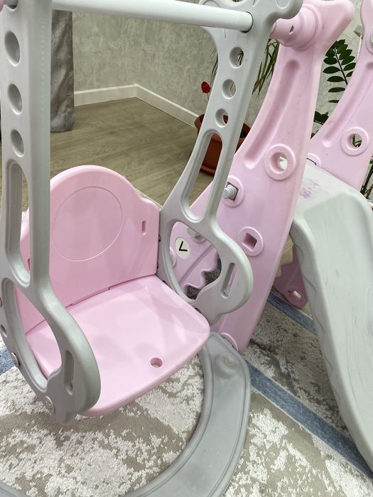 Горка и качеля детская