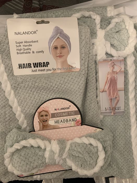 Set prosop par cu halat de baie