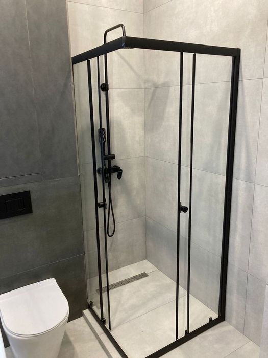 Установка душевых кабин