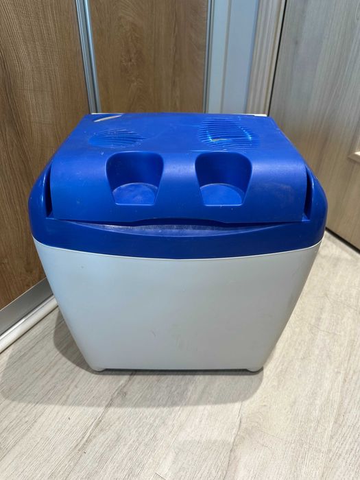 Хладилнa чанта Quigg KB 2004.06, 12V & 230V , 26л,  студено