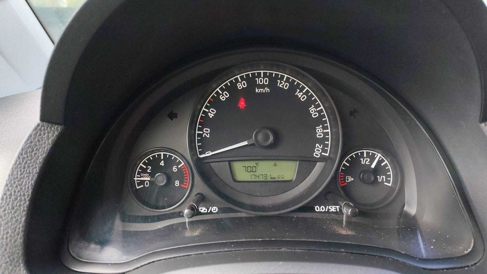 Vând Skoda Citigo 2016-1.0 Benzină (75 CP)-proprietar-telefon 0744800453