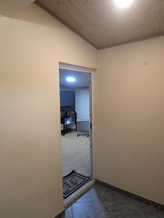 De Închiriat .Garsoniera complect  utilata cu toate utilitățile 50 mp