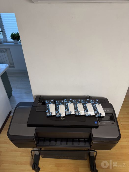 Принтер плоттер HP Deign Jet Z6 Large Format Post  Script 24 T8W15A