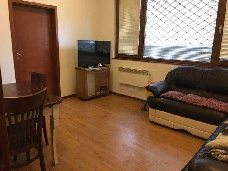 Дава се под наем Тристаен апартамент в София, Оборище - 90 кв.м за 500 € - Снимка #6