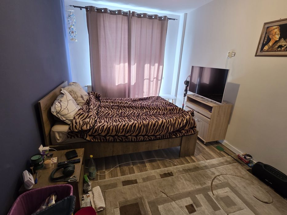 Vand apartament cu 2 camere