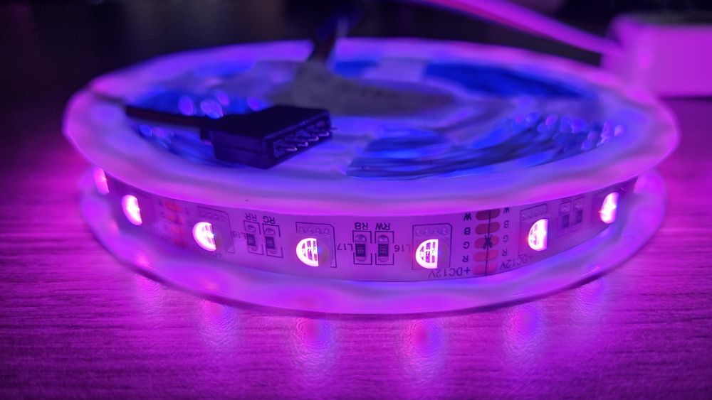 RGBWW Led лента 5 метра SMD5050