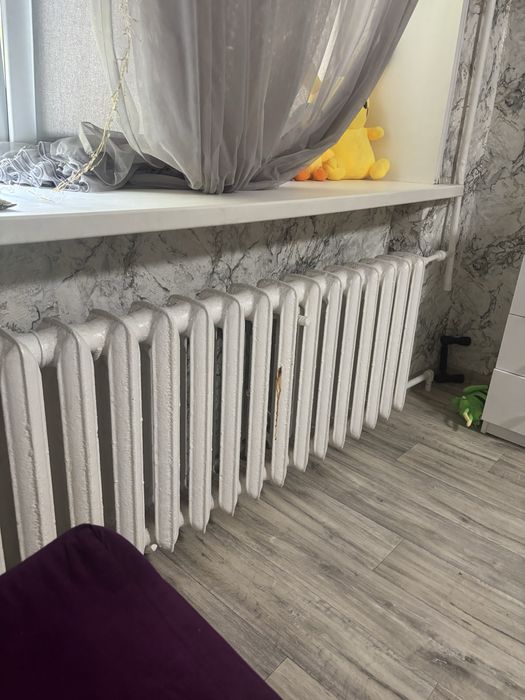 Отдам даром две батареи на 17 и 10 секций