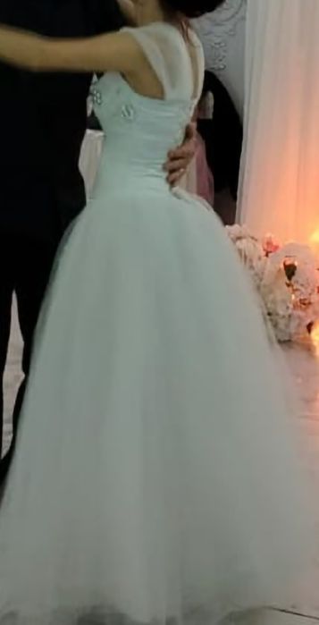 свадебное платье