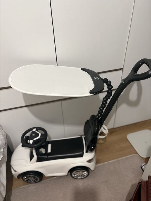 Детска кола за бутане