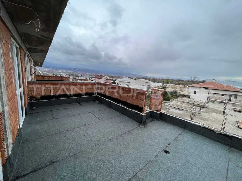 Продава се Тристаен апартамент в Пловдив, Остромила - 209 кв.м за 664 €/кв.м - Снимка #7