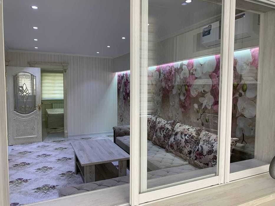 Ц 5 ( Амира Темура) • 2-комн. • 70 м² • 3/4 / 10 [2ЮА: 005]