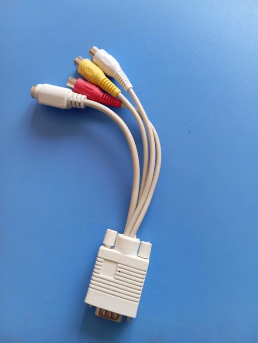 Кабель VGA 5 метров , а даптер VGA +3RCA +Svideo