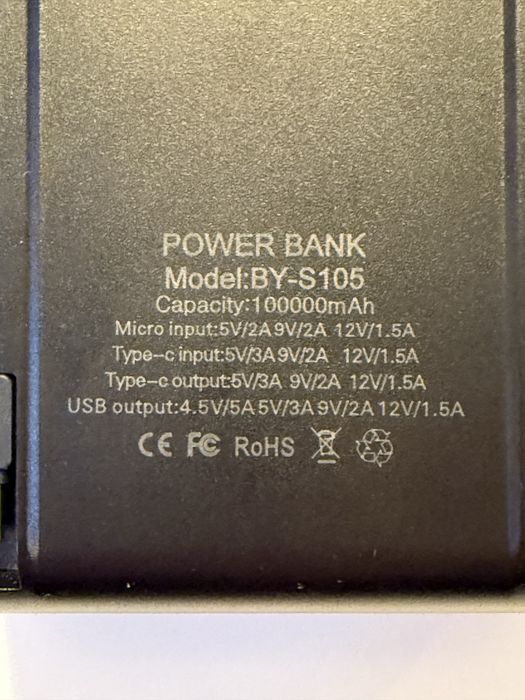 Power bank / baterie externa 100.000mAh 22.5w cabluri lanterna maner