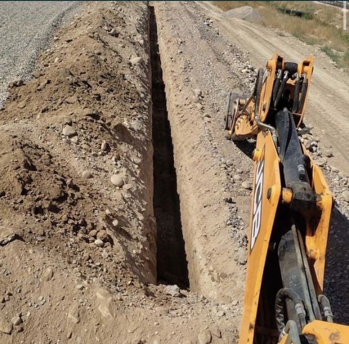 Услуги экскаватор погрузчик 3В1 петушок трактор