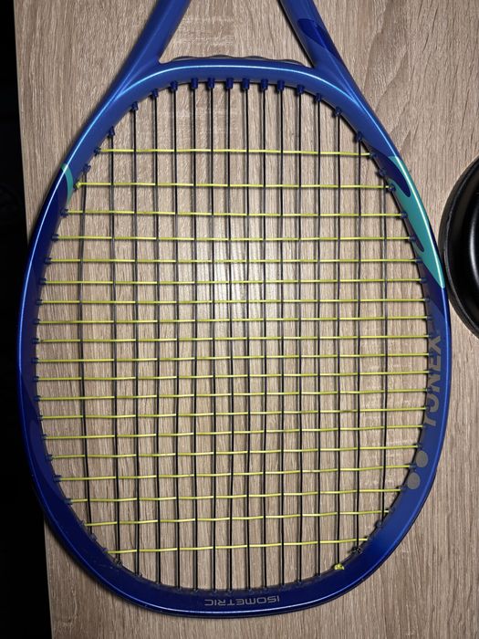 Rachete Yonex e-zone 98 L, 2025, Maner 2