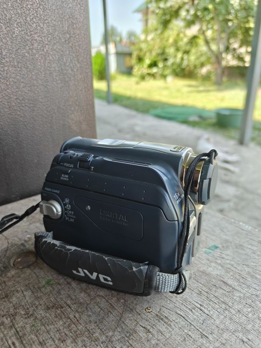 Видеокармера JVC GR-D53E