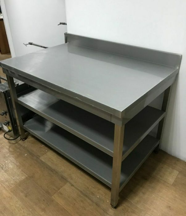 Стол стеллажи Мойки кафе Астана кафе  ресторанов Нержавейки кухня