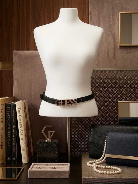 GUESS Uptown Chic / Lefia Logo-Script  дамски колан