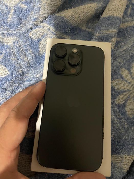 Iphone 16 pro 128gb Black.