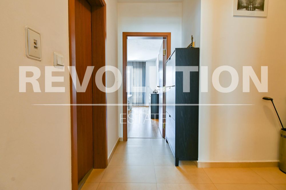 Дава се под наем Двустаен апартамент в София, Център - 72 кв.м за 747.66 € - Снимка #6