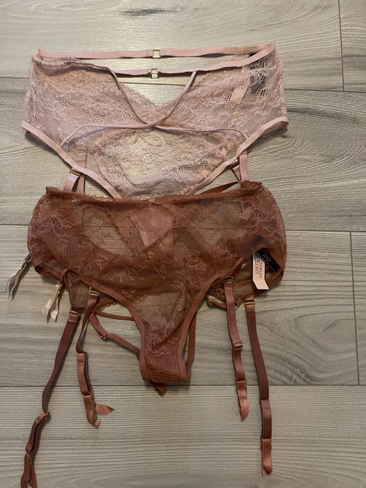 Lenjerie intima Victoria’s Secret