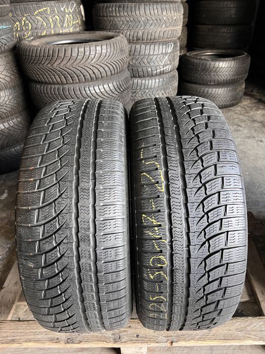 2 anvelope iarna 225/50/17 , Nokian , RunFlat , 6 mm