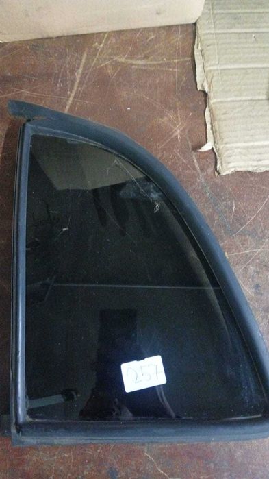 Suzuki Swiift Стъкло