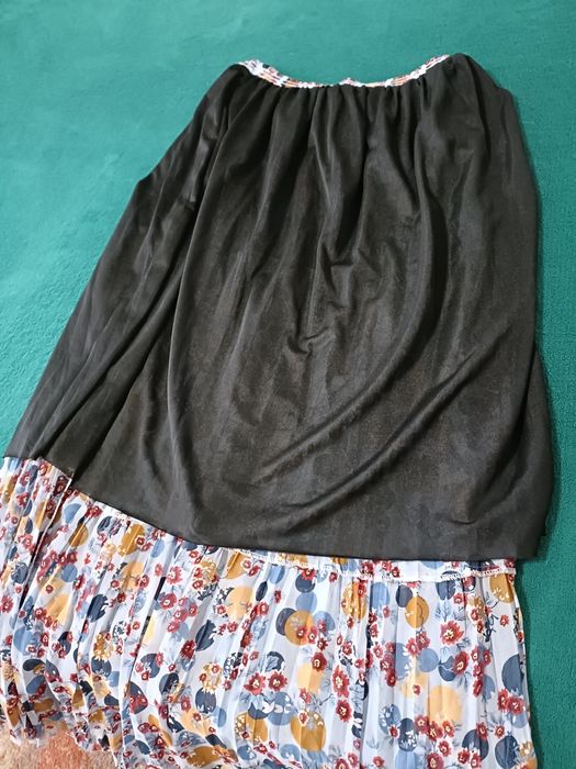 Fusta lungă cu elastic