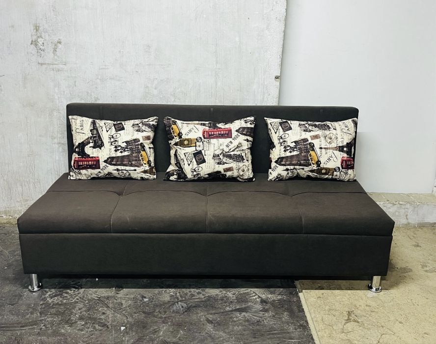 Продам отличный диван тахта