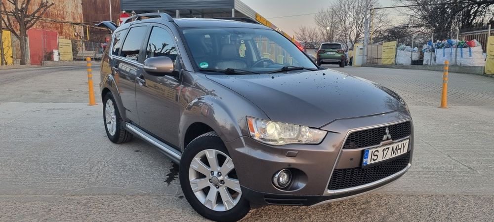 Mitsubishi Outlander , Automată