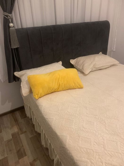 Vand mobila + Electrocasnice Noi,