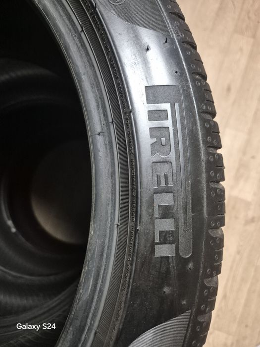 Продам летние шины R18 Pirelli