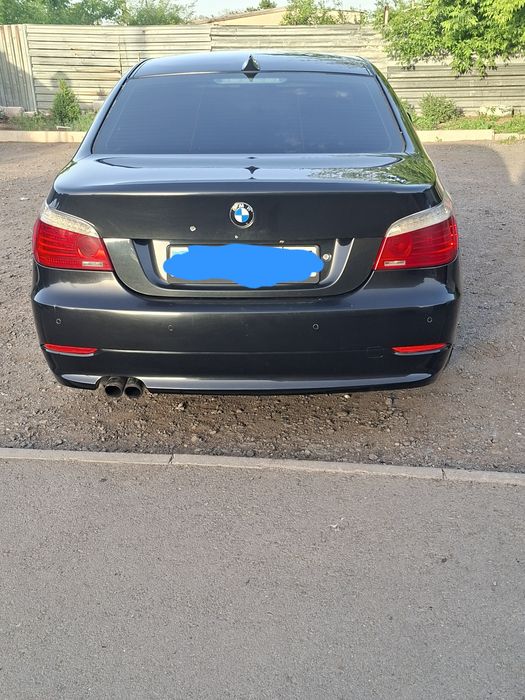 Продам бмв е 60 в хорошем состоянии  2007  рейсталинг
