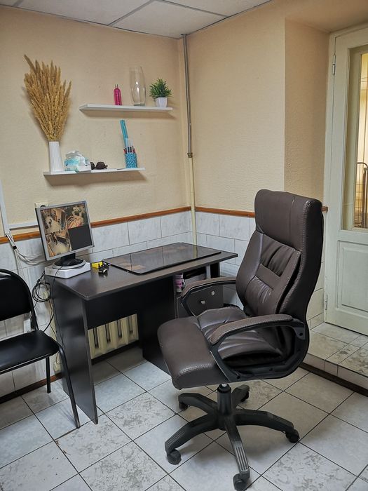 Сдается парикмахерская на кшт