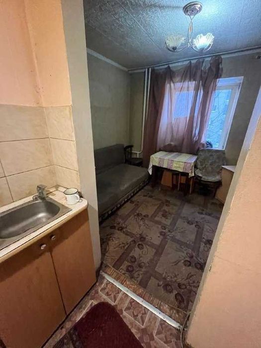 продам малосемейку в центре города