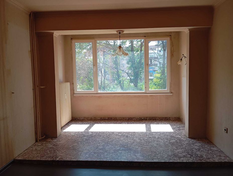 Директно от собственик. Продавам апартамент, 68 кв.м. 160 000 евро