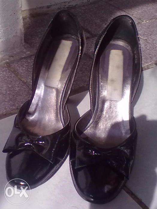 Pantofi piele lacuita