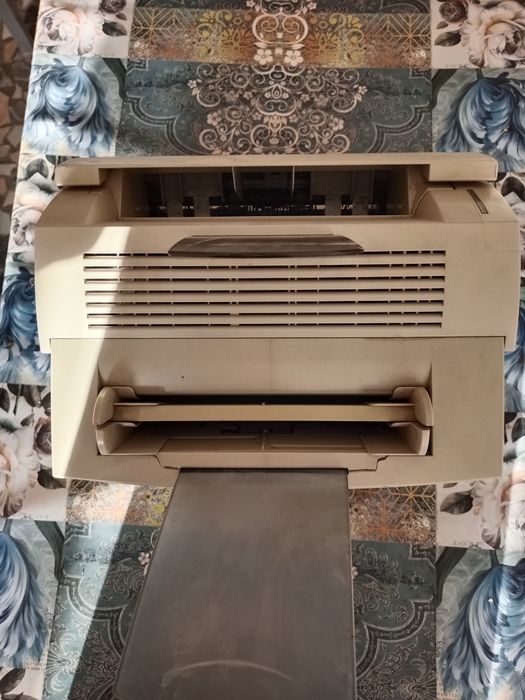 Продаётся лазерный принтер Canon LBP-810