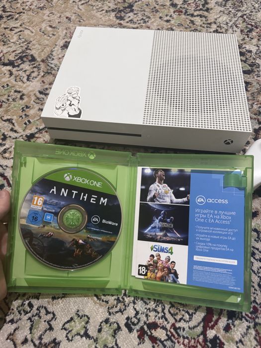 Xbox one s + диск с игрой