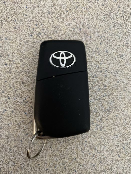 Продам ключ от авто тойота