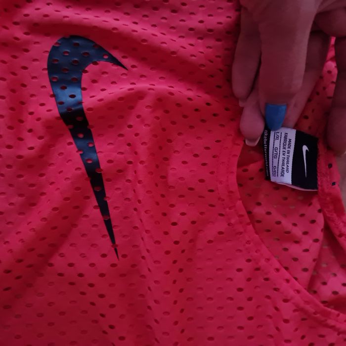 NIKE оригинален топ / размер L-XL
