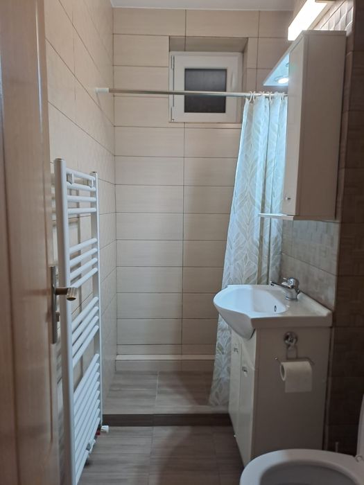 Proprietar inchiriez apartament 2 camere, balcon zona Cedonia mobilat si utilat - reper zona bld. Mihai Viteazu str. Nicolae Iorga